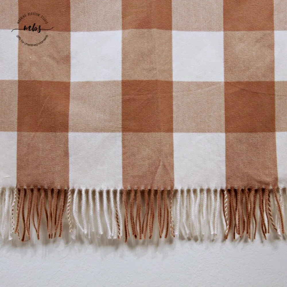 Hollister stylish plaid